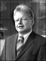 Dr. Peter Scheithauer